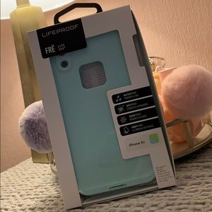 Lifeproof iPhone XR case